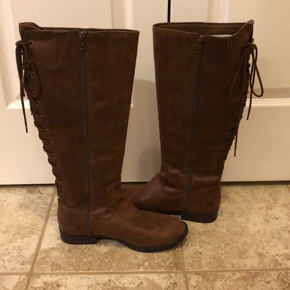 Fall boots - Picture 3 of 3
